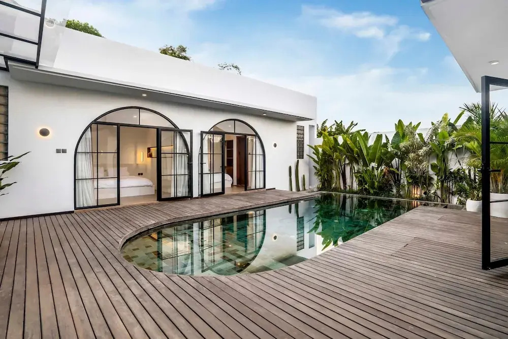Casa Copper by Alfred in Bali - Tropical Luxury 3BR Pool Villa in the Heart Canggu
