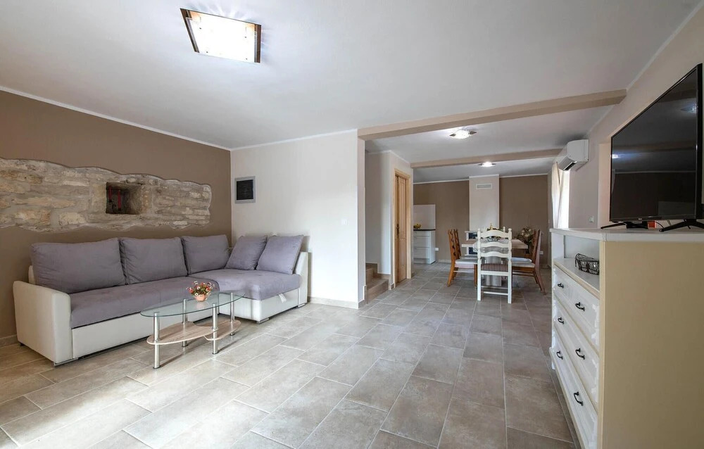 Lovely Home In Orbanici