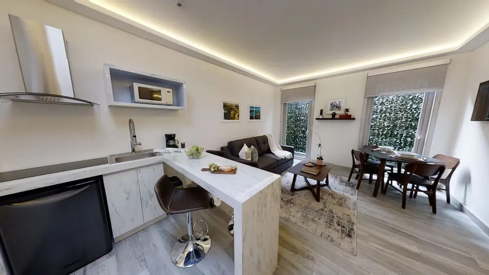 Casa Fontana Suites