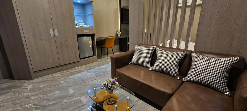 The Room Boutique Hotel