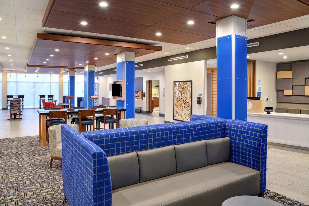 Holiday Inn Express & Suites - Ottawa by IHG
