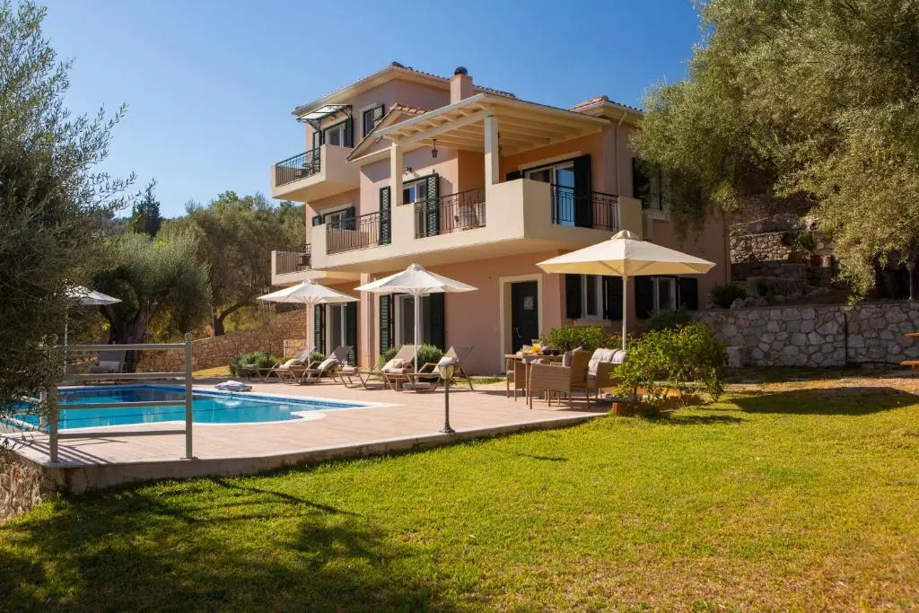 Villa Daphne, Inoro Villas