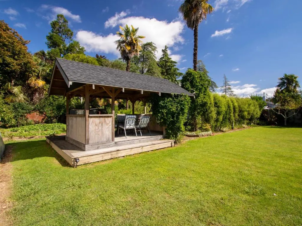Evergreen Cottage - Motueka Holiday Home