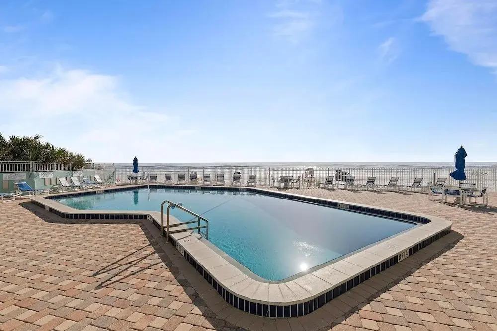 Coronado Towers 104