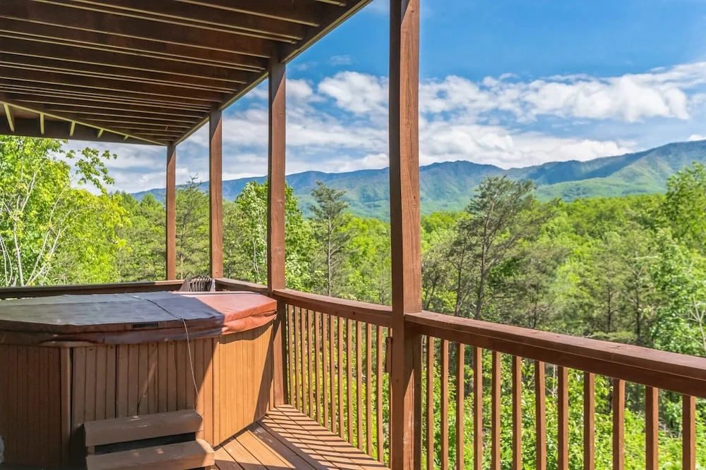 Heavenly Views - Amazing Mountain Views 8 Bedroom Cabin by Heavenly Views Resort