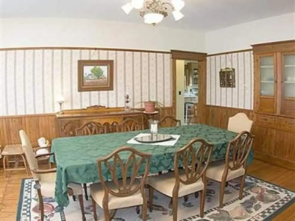Yorkburg Manor