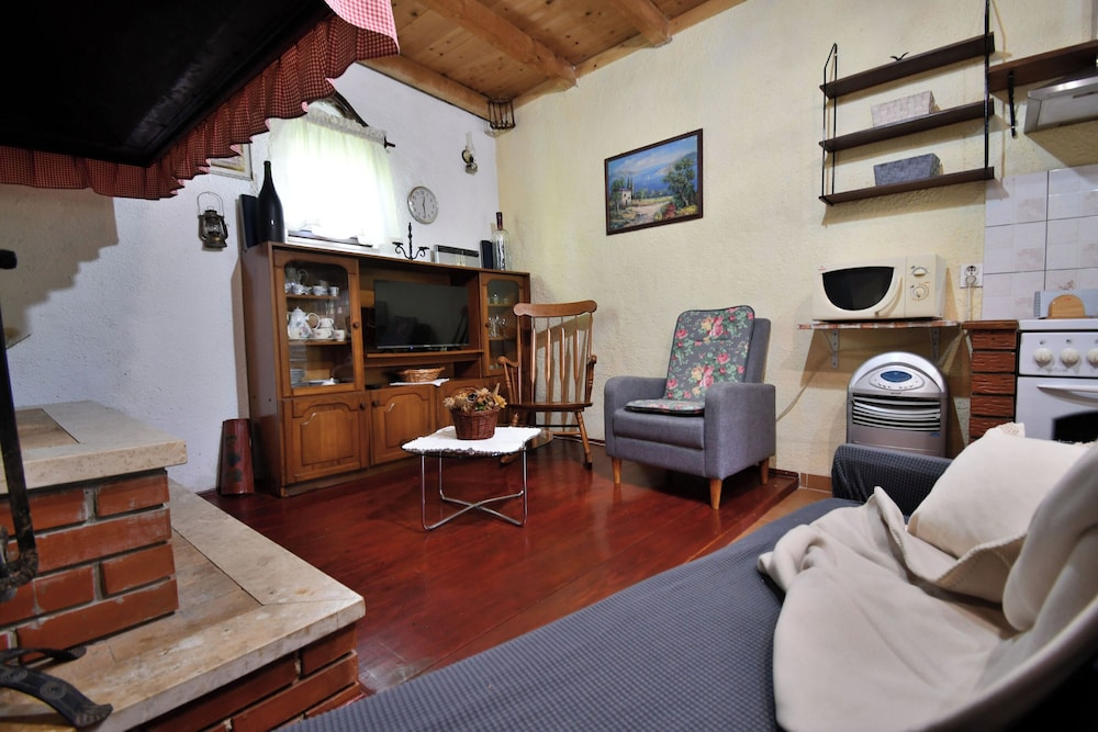 Apartment Lucija