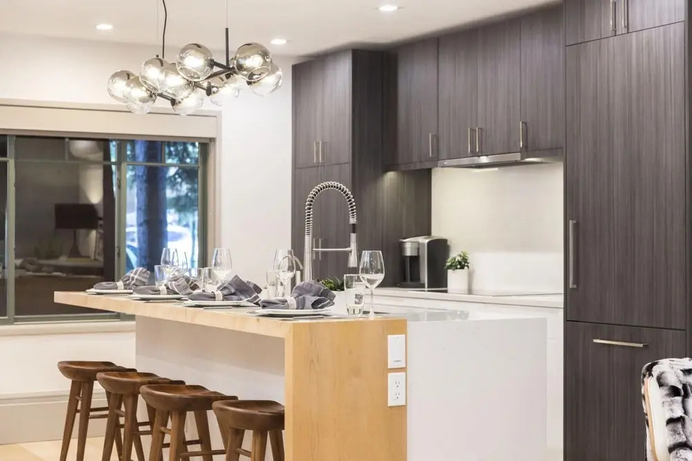 Brand New 2 BR 2 5 Bath Luxury Mountain Modern - Aspen Center