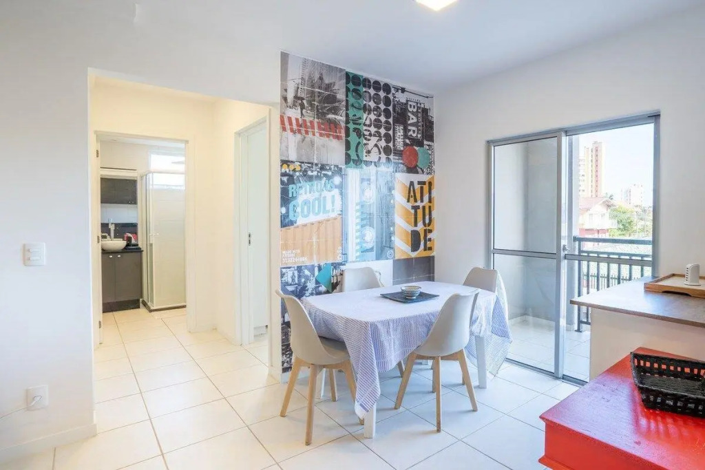 Apartamentos em Bal Piçarras 150M DA PRAIA com Sacada Wi Fi, Piscina, Portaria 24h, Playground e vaga de GARAGEM