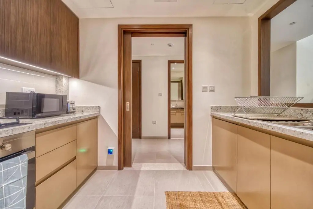 Incredible Views From This Classy Apt With Terrace
