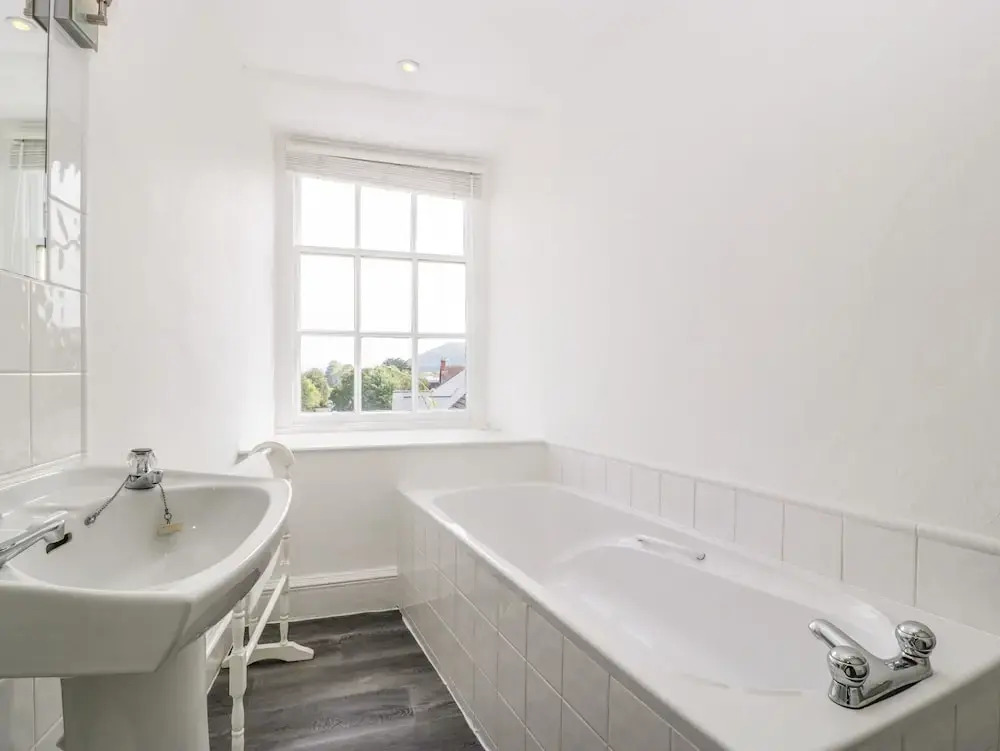 Alcombe House Hotel