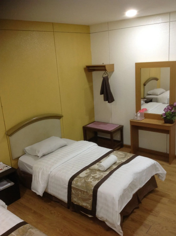 Sabrina Court Hotel