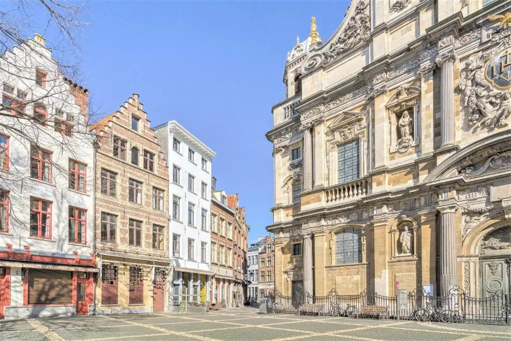 Spacious Duplex in Antwerp Old Town