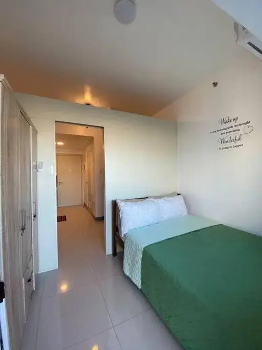 Cozy 1 BR Apartment At South Residences Tower 2