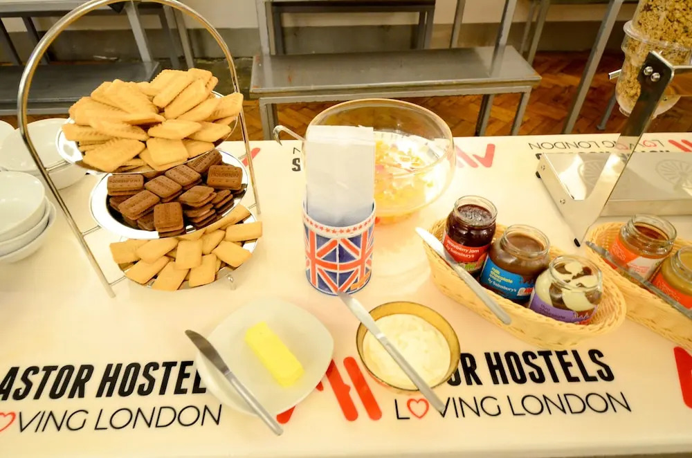 Astor Hyde Park Hostel