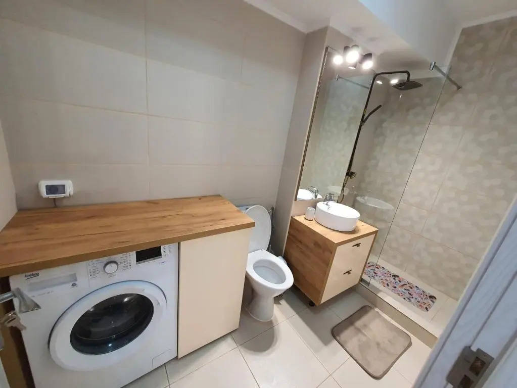 Listone' Apartament 13 Mamaia Nord