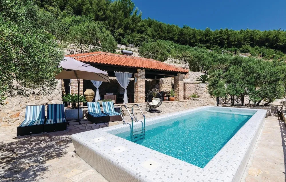 Awesome Home in Ston With Outdoor Swimming Pool, Wifi and 3 Bedrooms