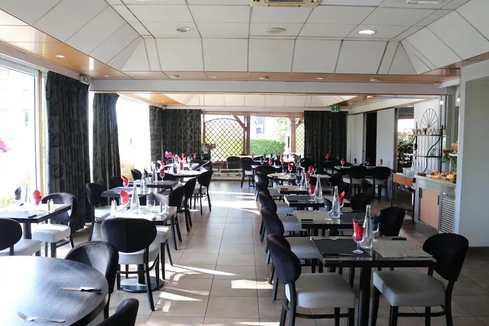 Hôtel Restaurant Clément ADER
