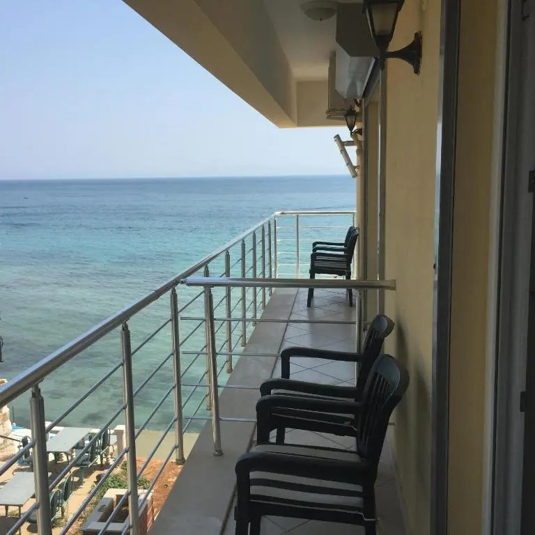 Seaside Apart Hotel