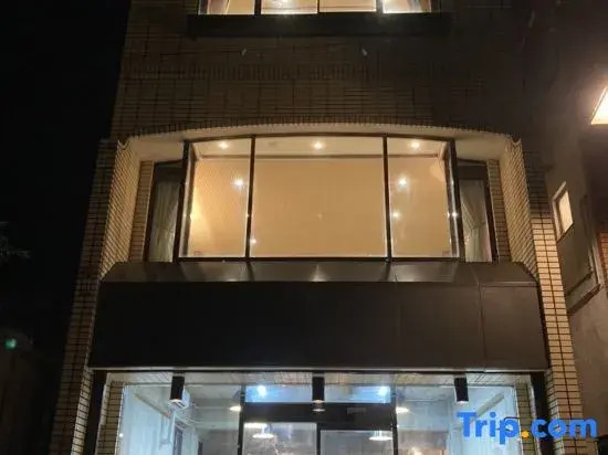 Inn 108