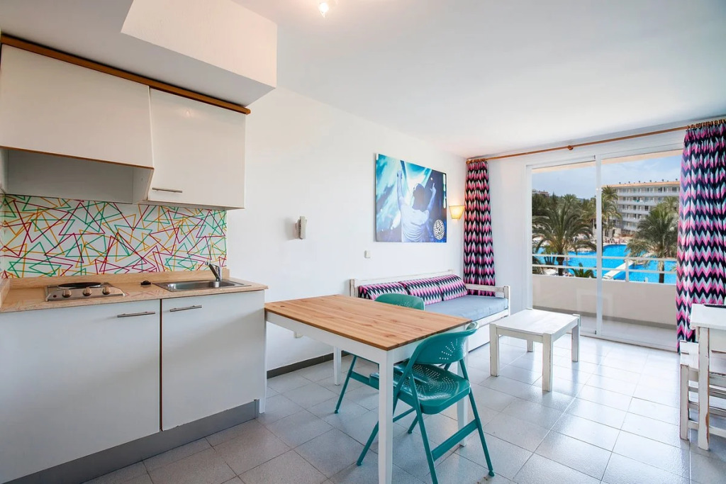 tent Calvia Beach