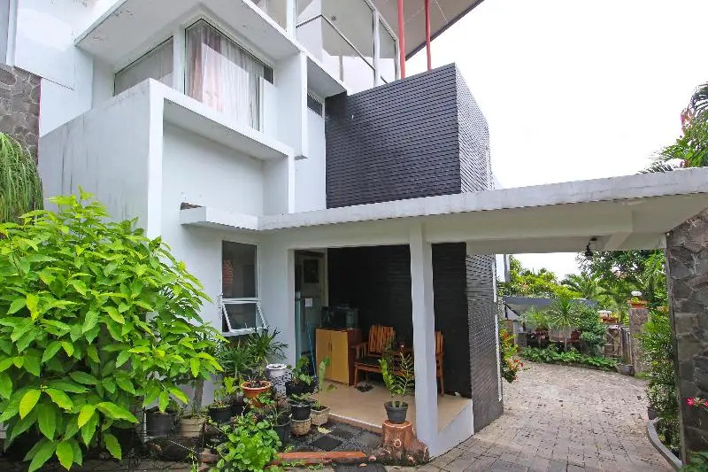 Super OYO Capital O 91665 Dprof Exclusive Guesthouse
