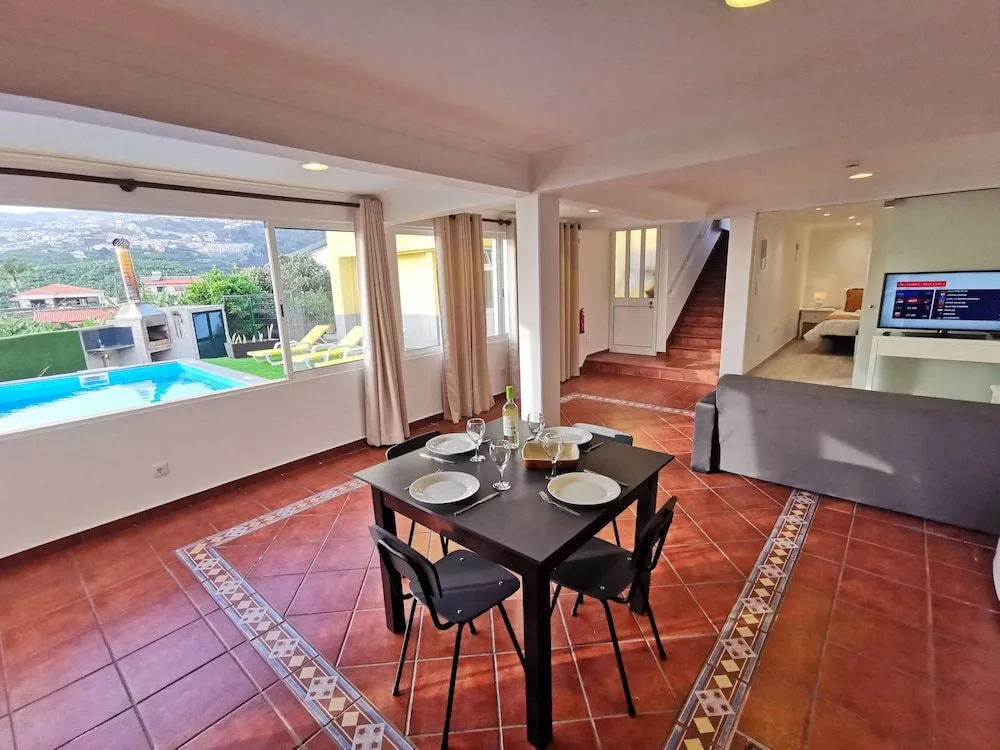 CASA DOS AVÓS Apartments with Pool in Funchal