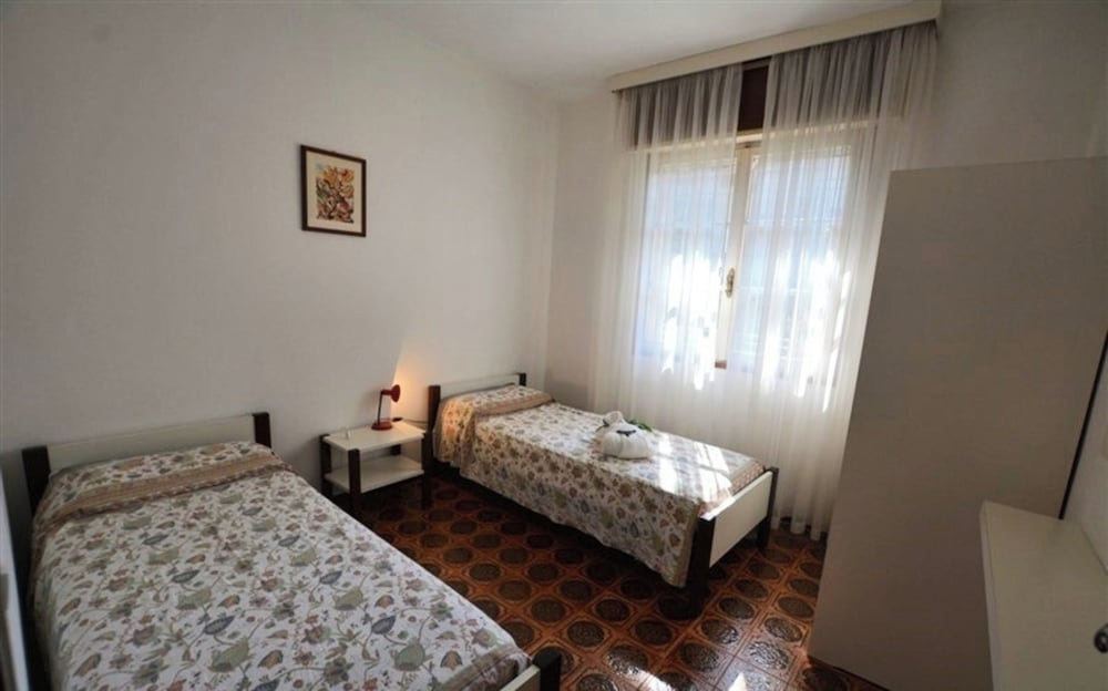 Lovely Villa Surrounded by Greenery in Lignano Riviera