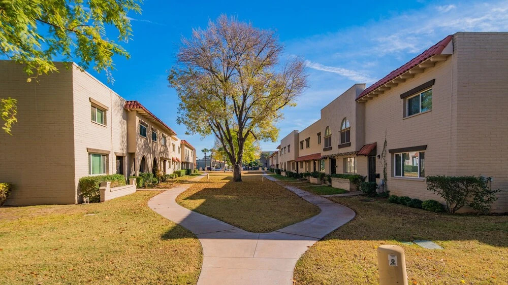 4BR Scottsdale Townhome by Wanderjaunt