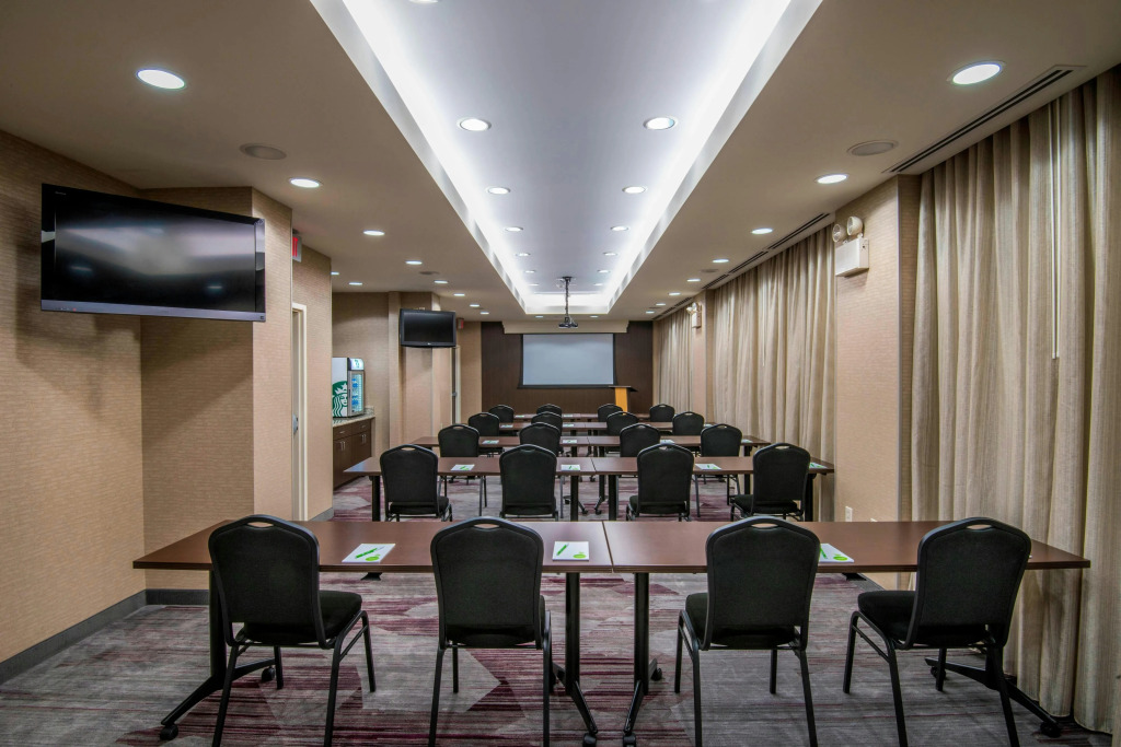 Courtyard by Marriott Tulsa Downtown