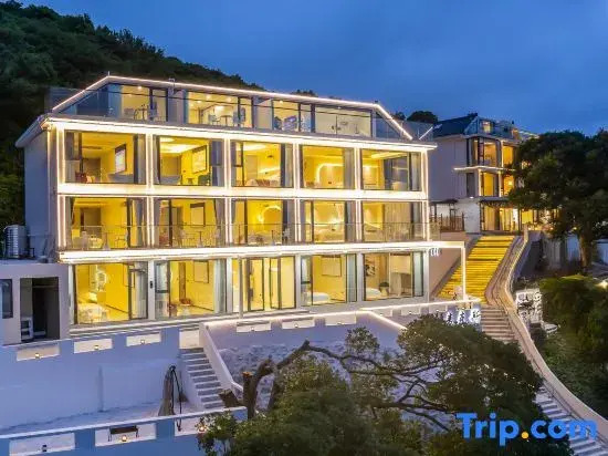 MaxHotel