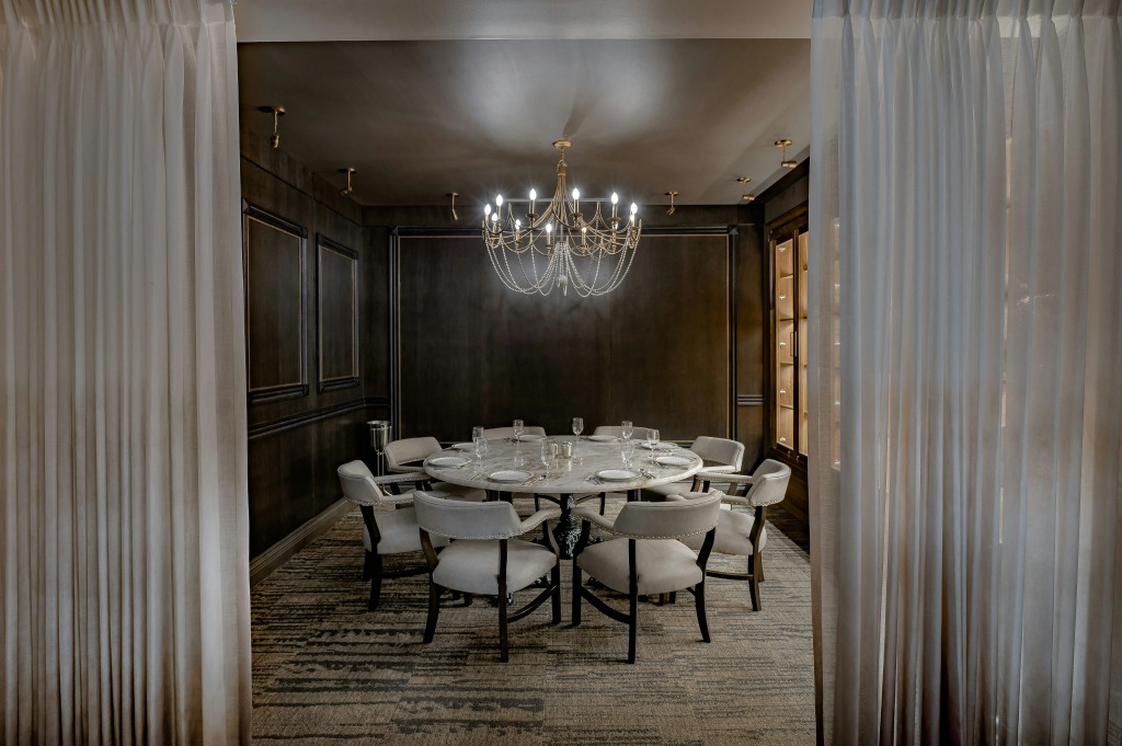 Hotel Fort Des Moines, Curio Collection By Hilton