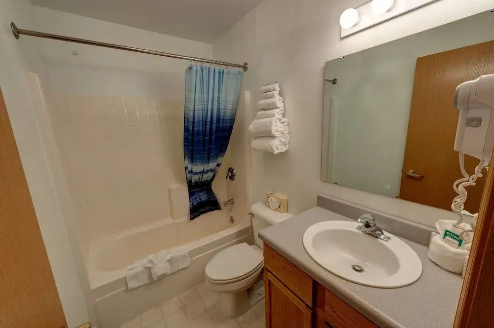 Frontier Suites Hotel in Juneau