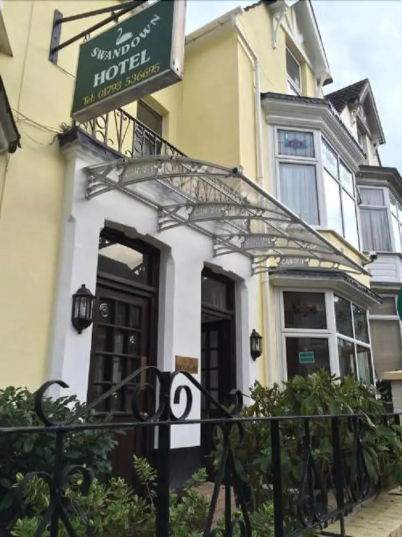 Swandown Hotel