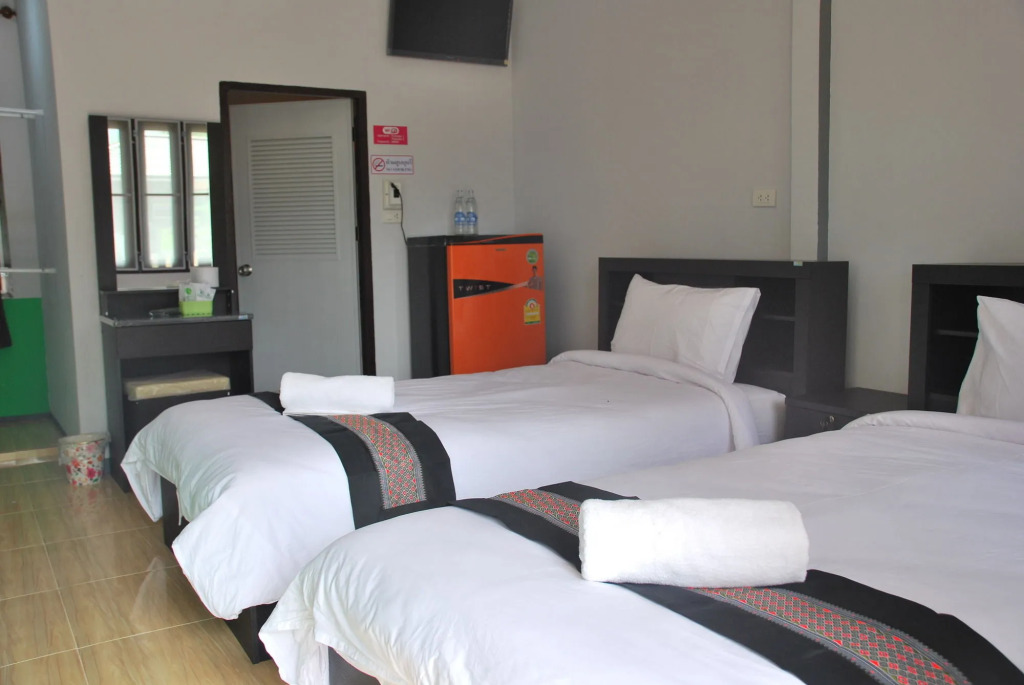 Revolution Hostel Pai