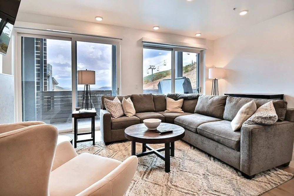 Elevated Living At The Largest Ski Resort In The Country 2 Bedroom Condo