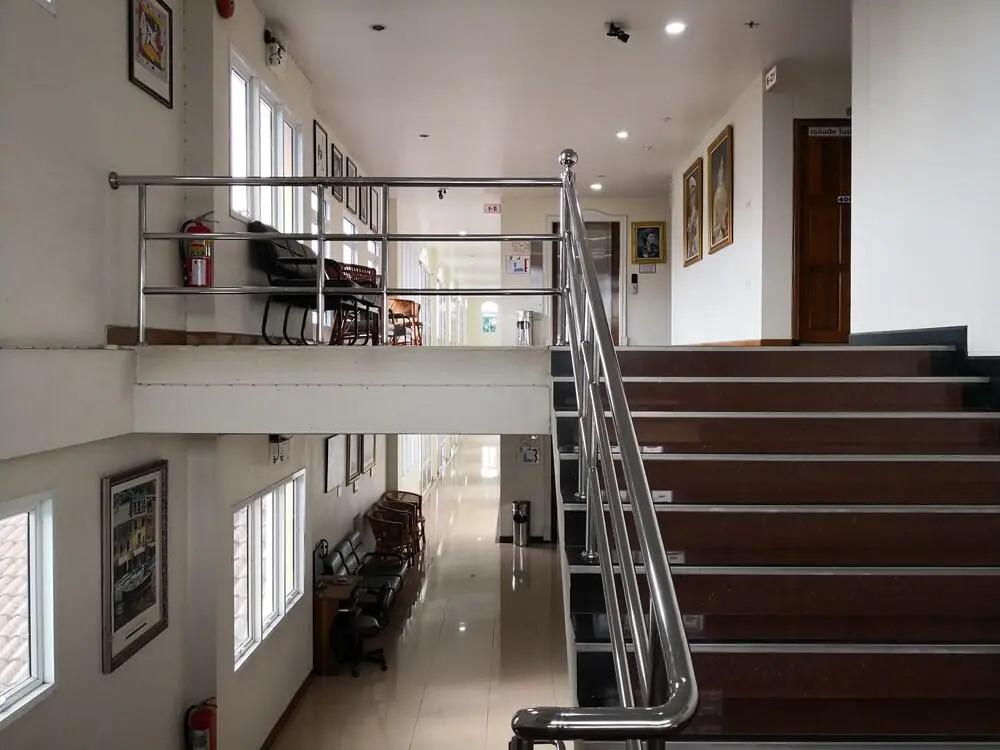 Phadaeng Hotel