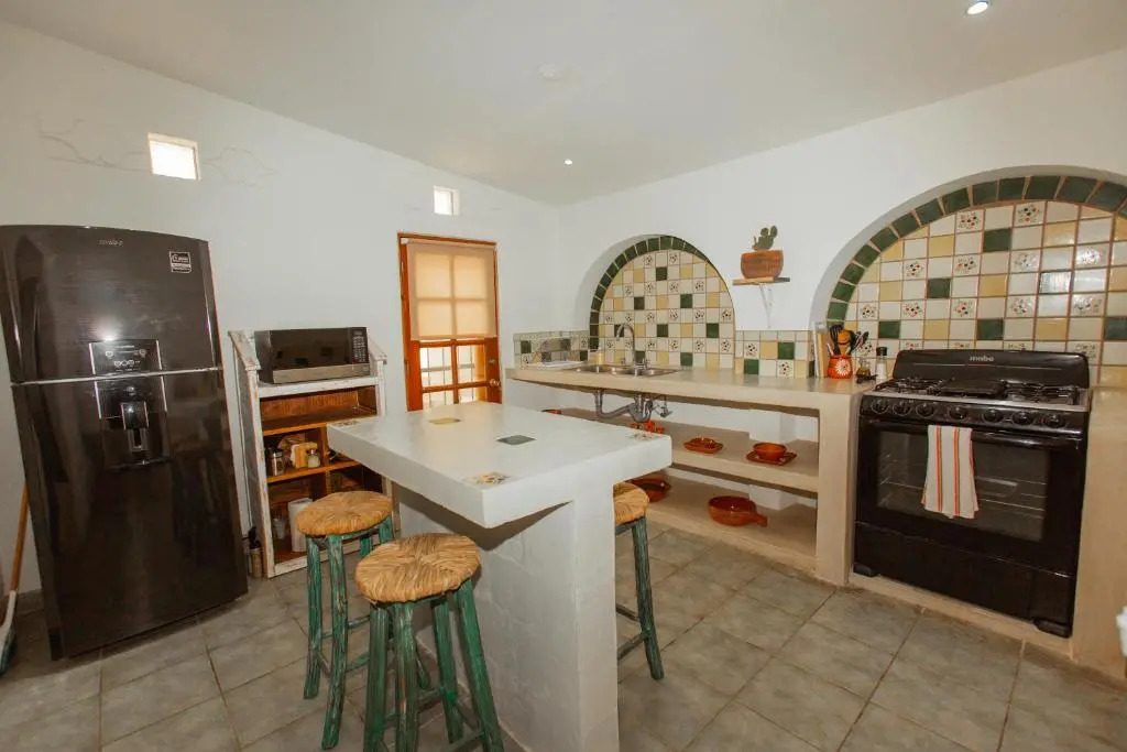 Cien Palmas- Authentic Mexican Casita 1 -Downtown