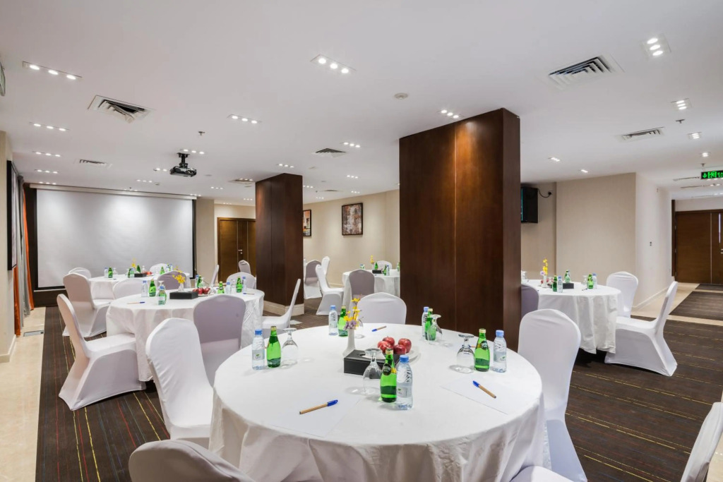 Tulip Plaza Hotel