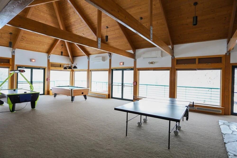 3 Bedroom Deer Park Condo on Lake and Close to Recreation Center - Dp56bw