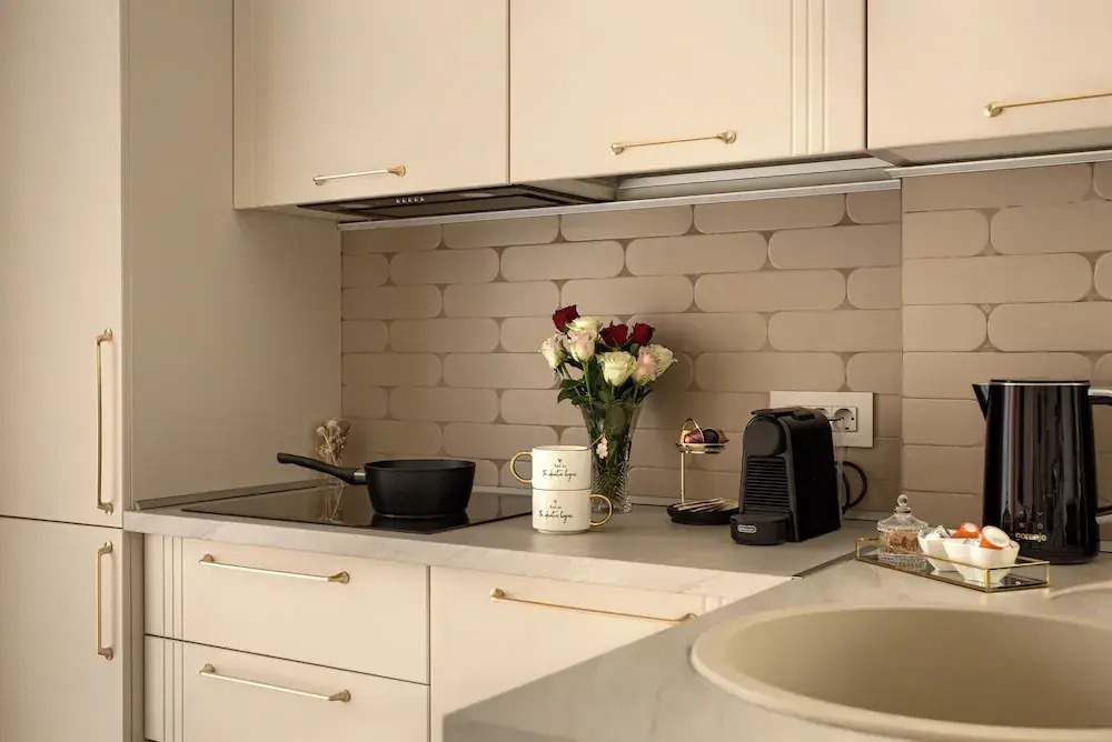 ARI - AFI Mall Luxurious Apartments