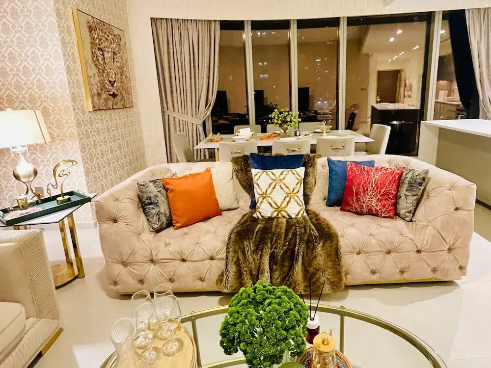Direct Burj Khalifa View I Minutes Walk to Dubai Mall I Stunning Fountain Views I One Lux Stay Grande Signature Residence
