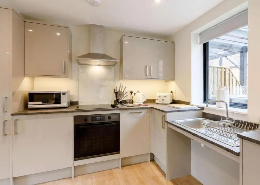 Fully Accessible-disabled Adapted-hot Tub-pets