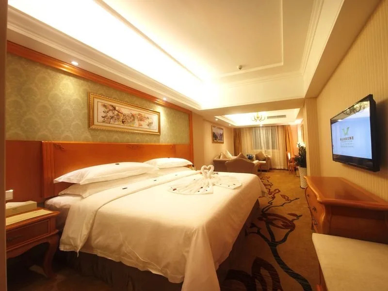 Vienna Hotel Sanya First Market