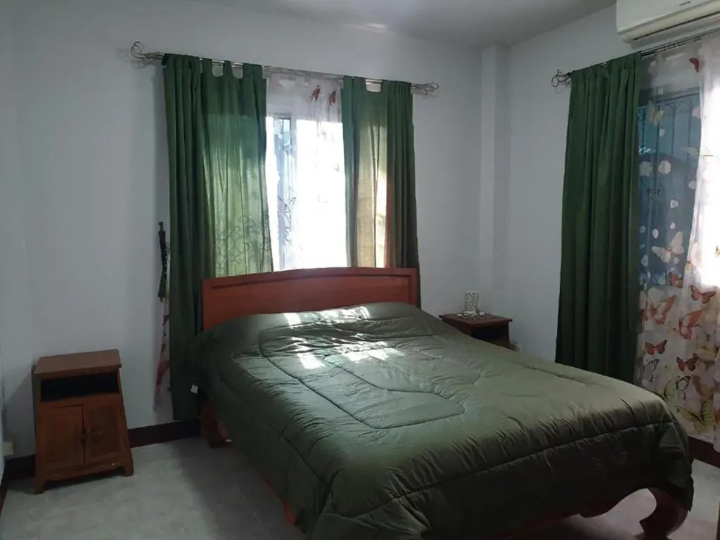 Karun House Chiang Mai, bungalow for 6 in a quiet neighborhood