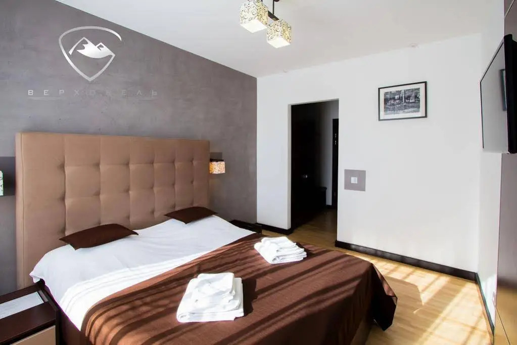 Verhovel Hotel