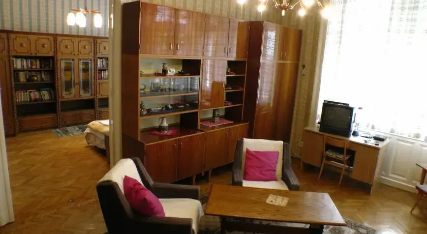 Julias sweet home
