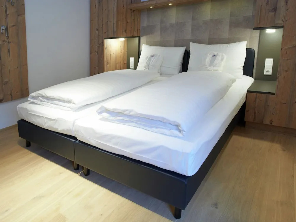 Penthouse Apartment Near Lake in Zell Em See