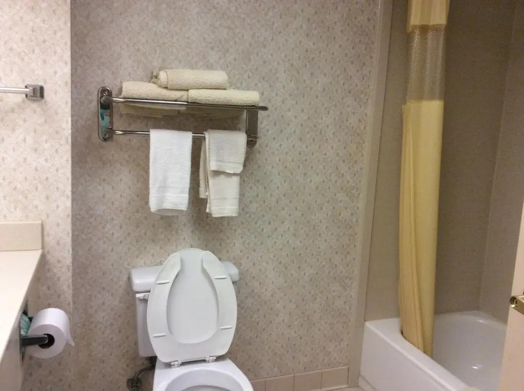 American Inn & Suites - High Point NC