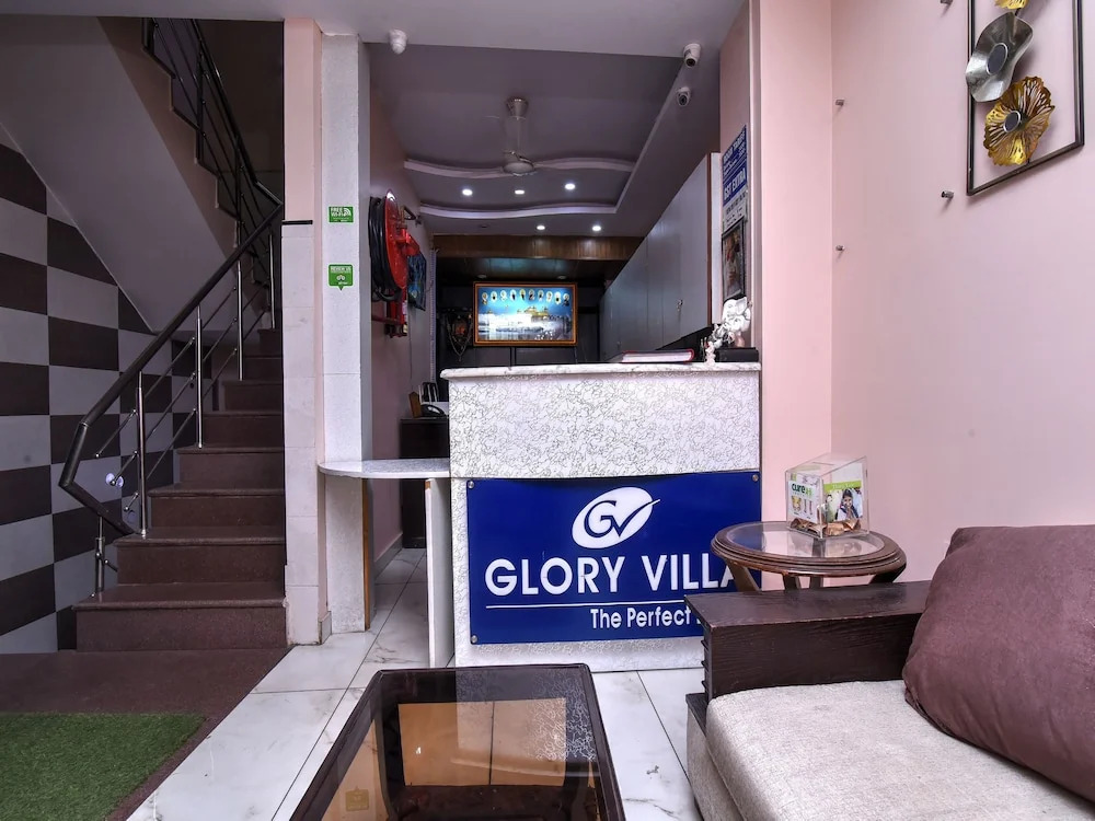 OYO 23188 Glory Villa